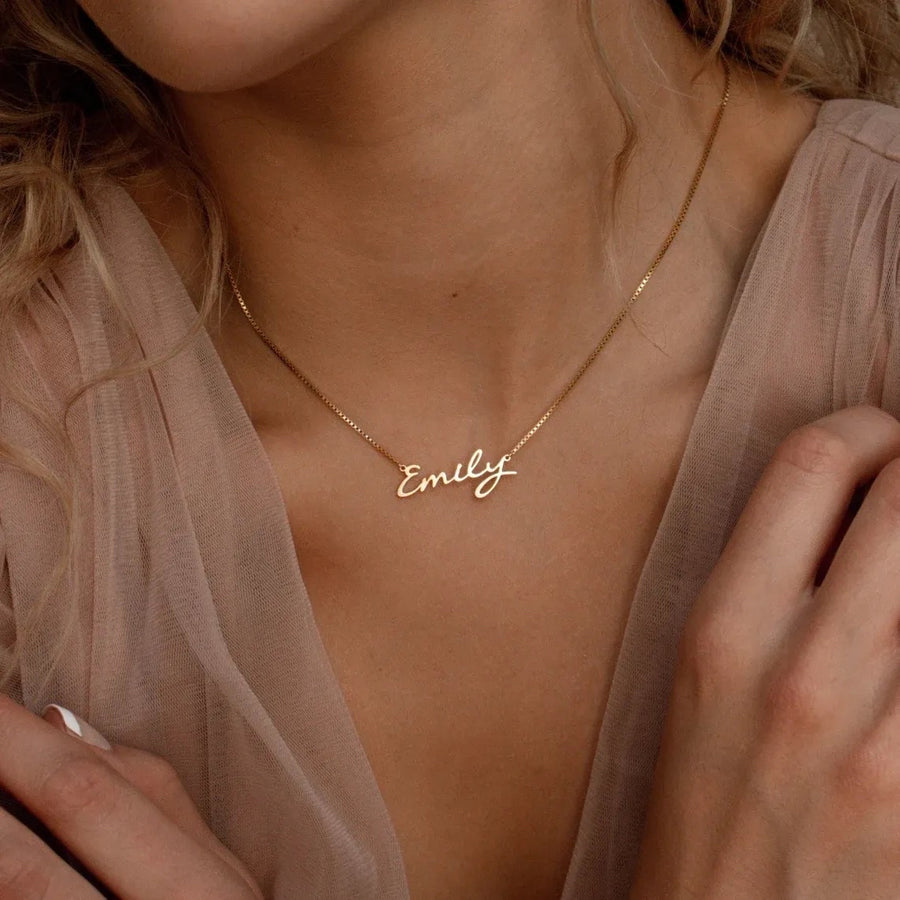 Custom Name Necklace – 9K Gold Personalised Pendant