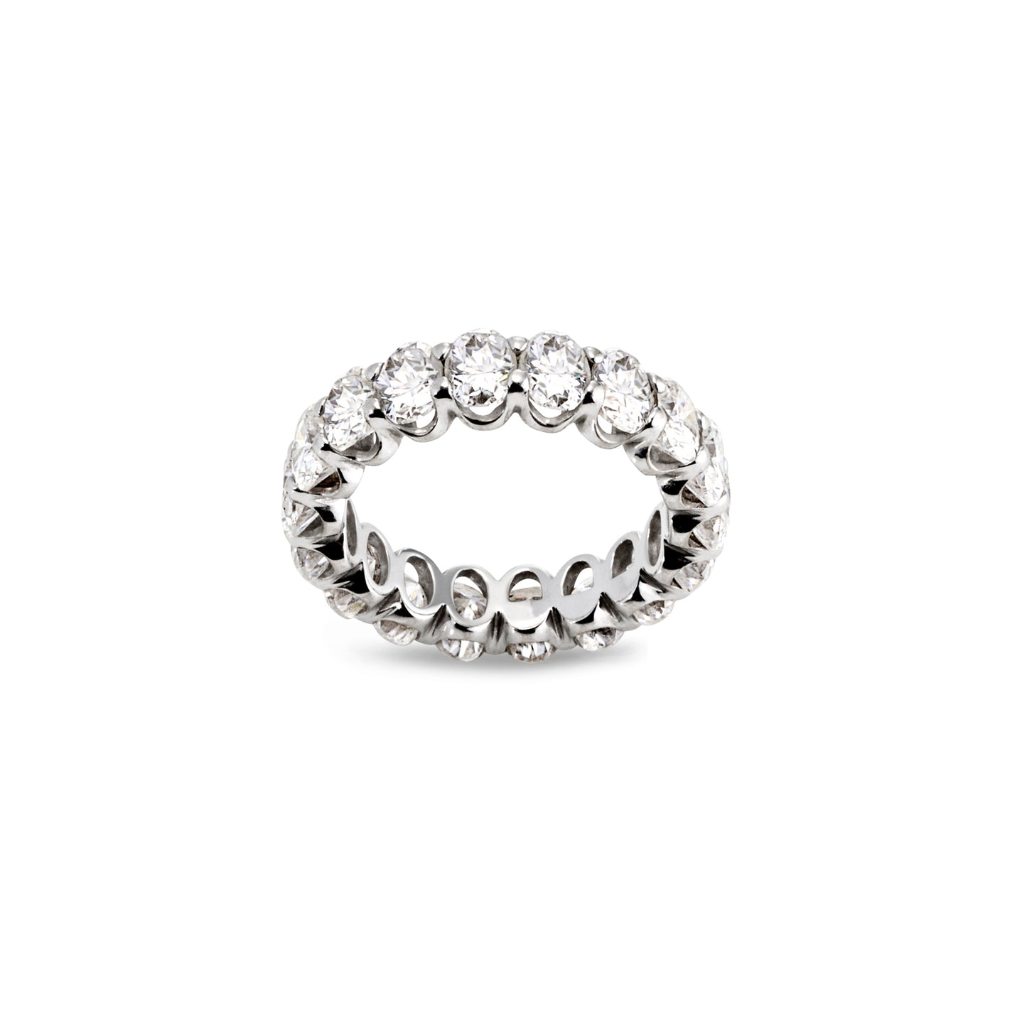 Side view of Nora ring featuring continuous oval-cut moissanite stones in full eternity style
