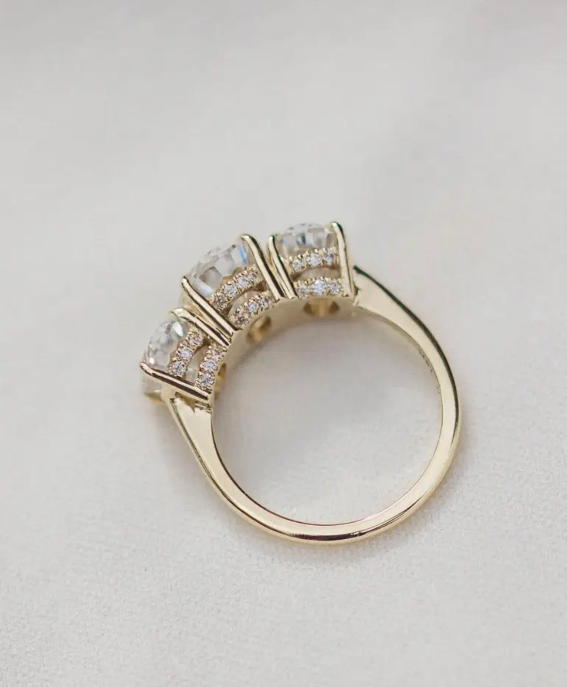 Willow – Three-Stone Oval Moissanite Ring