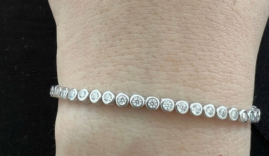 2mm Round Bezel Moissanite Tennis Bracelet – 9K Gold & Silver