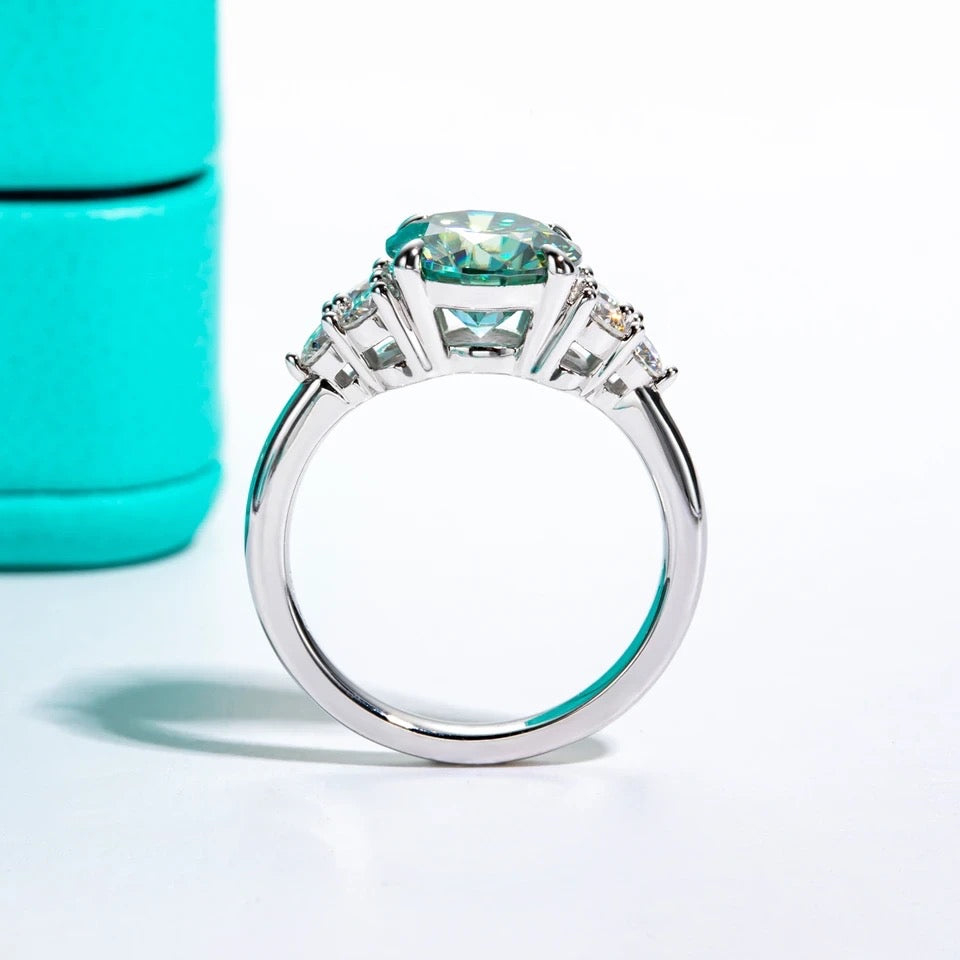 Blue green 3ct moissanite
