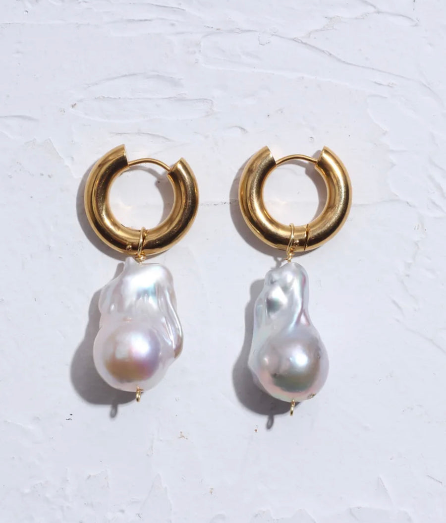 Pearl drop earrings