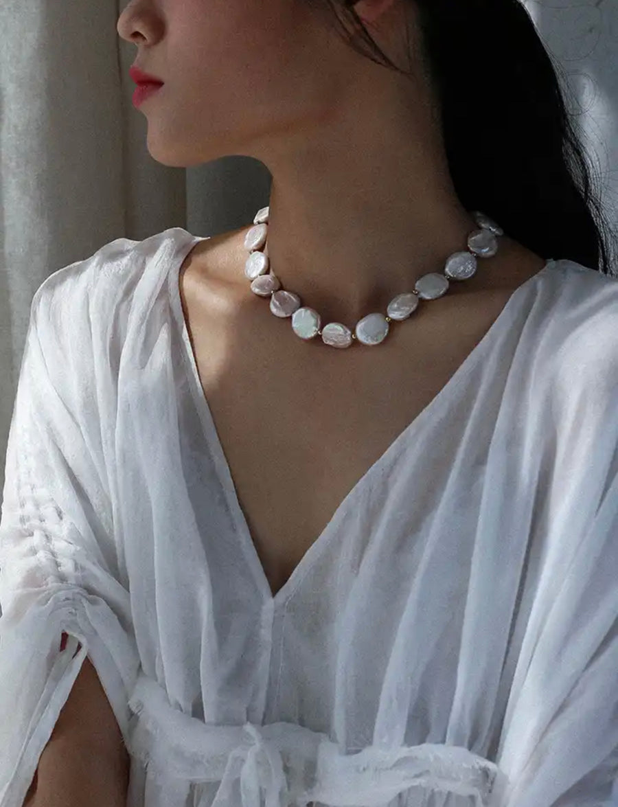 Baroque pearl necklace