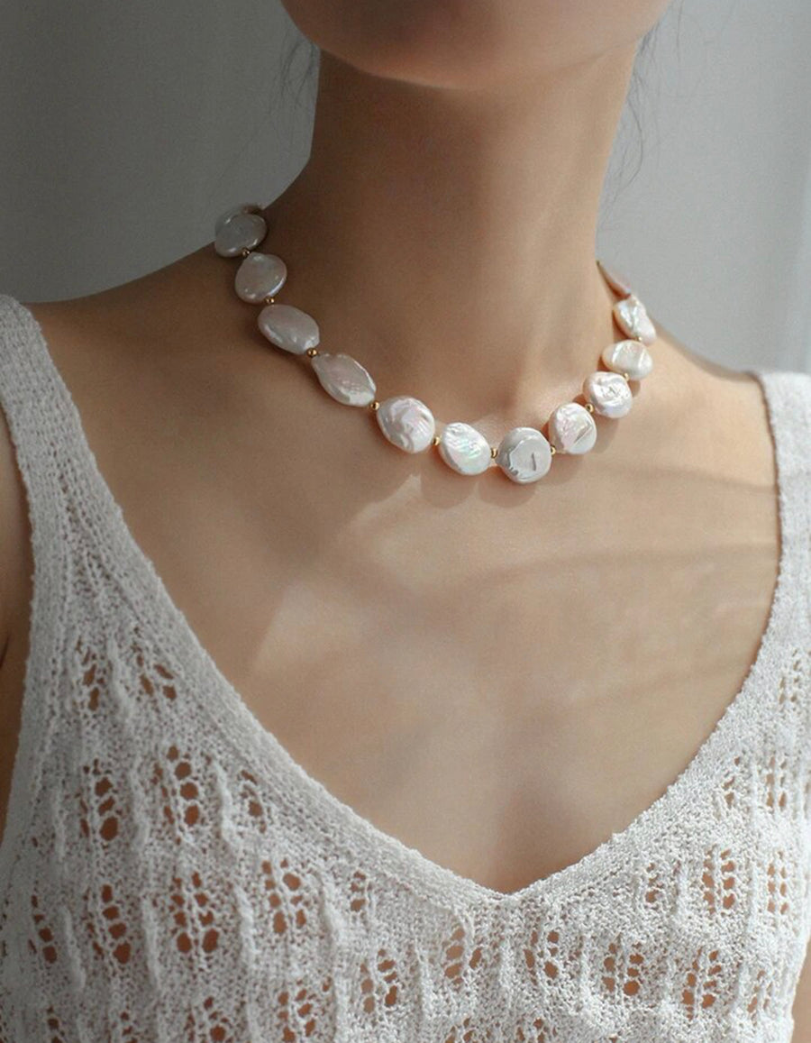 Baroque pearl necklace